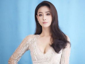 张馨予臀桥重量突破100斤，力量与美感的完美结合